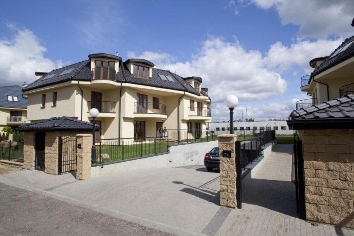 Villa Piano Apartments Warsaw Piaseczno Jozefoslaw Esterno foto
